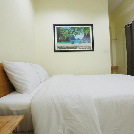 Хостел Interest Poshtel Бангкок Экстерьер фото